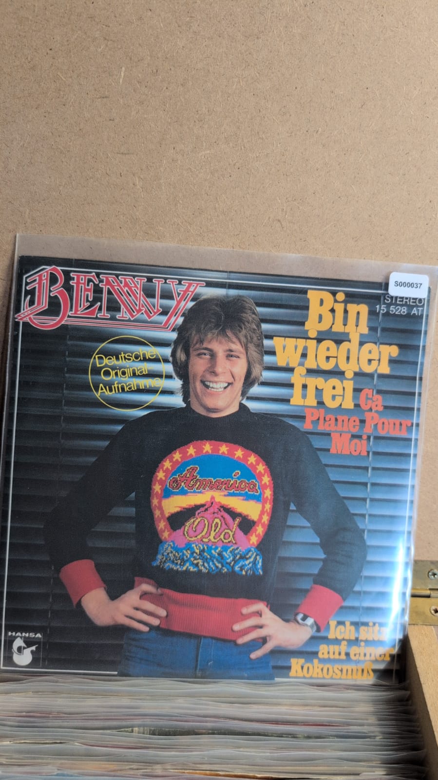S000037 - Benny - Bin wieder frei / Ich sitz'auf einer Kokosnuss