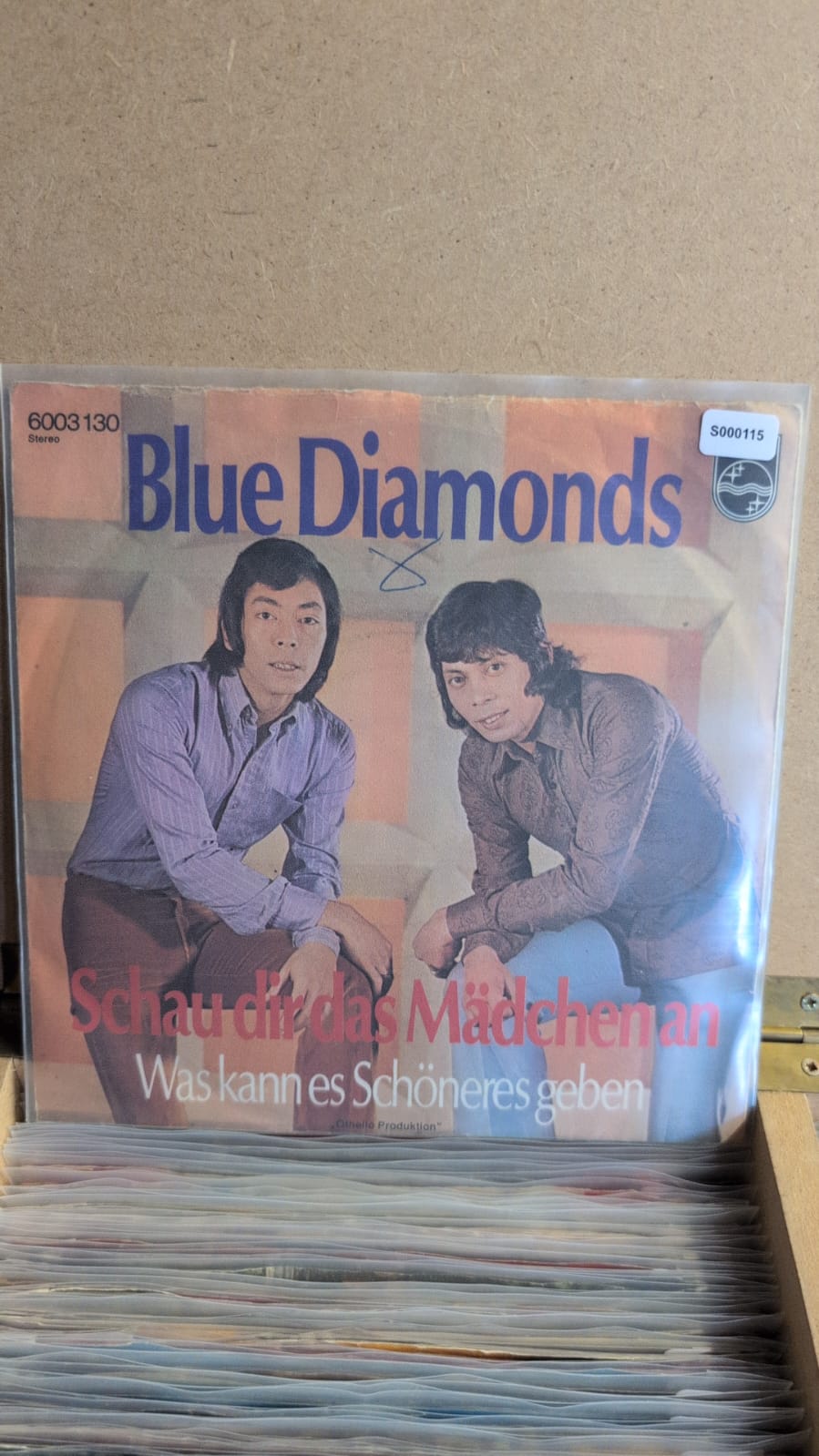 S000115 - Blue Diamonds - Schau dir das Mädchen an / Was kann es Schöneres geben