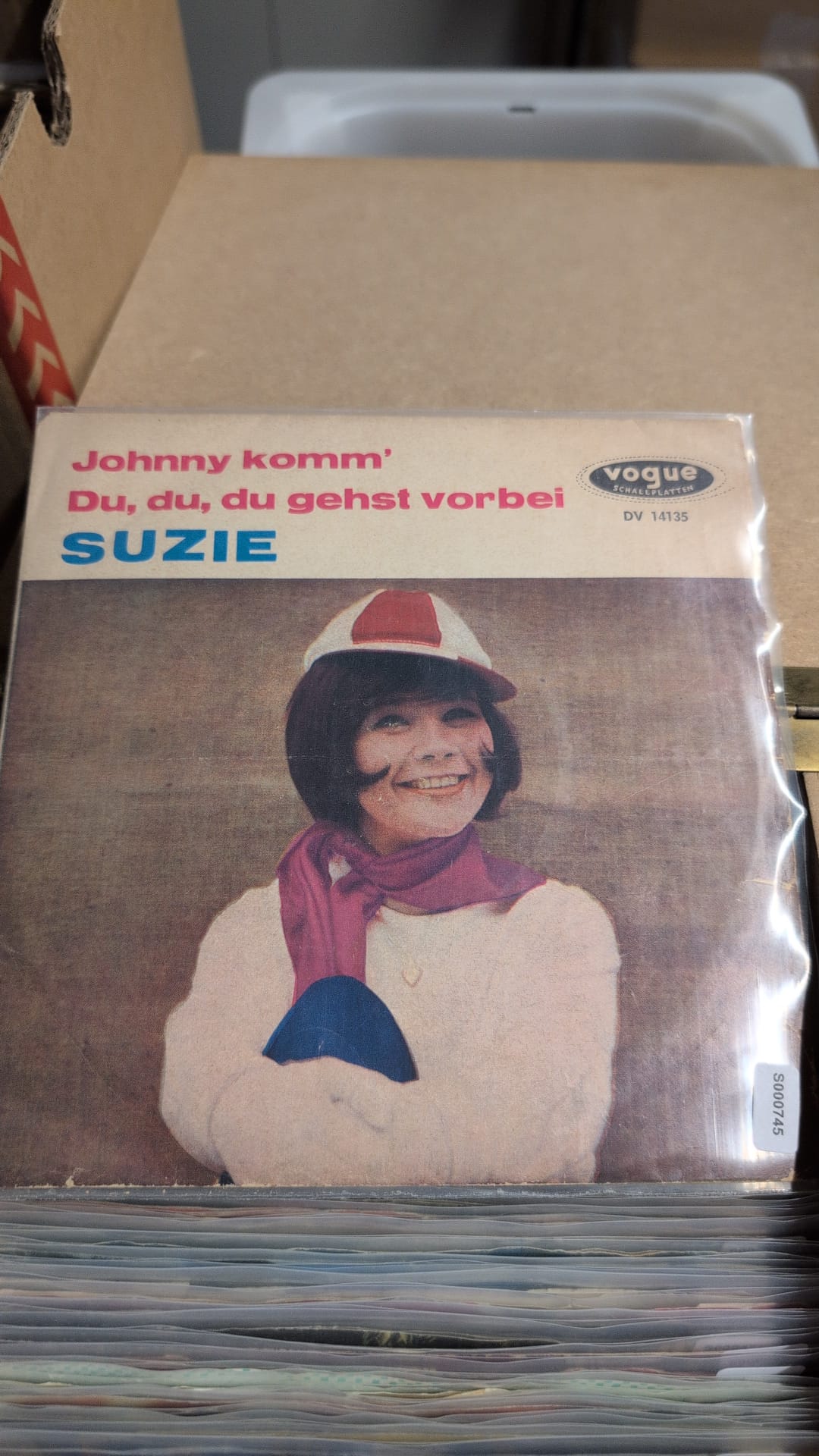 S000745 - Suzie - Johnny komm' / Du, du, du gehst vorbei