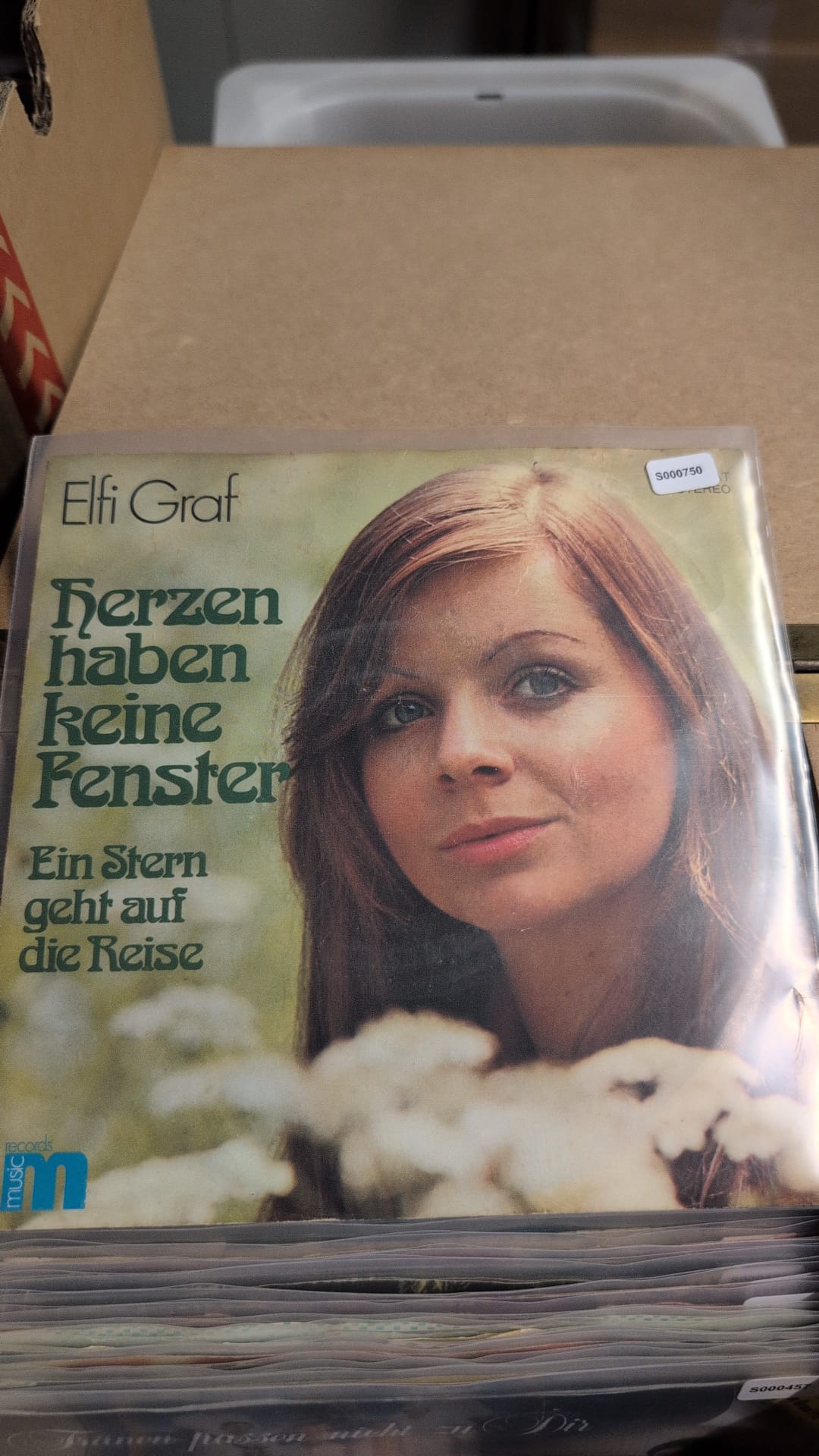 S000750 - Elfi Graf - Herzen haben keine Fenster / Ein Stern geht auf die Reise