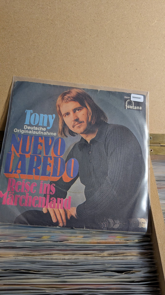S000087 - Tony - Nuevo Laredo / Reise ins Märchenland