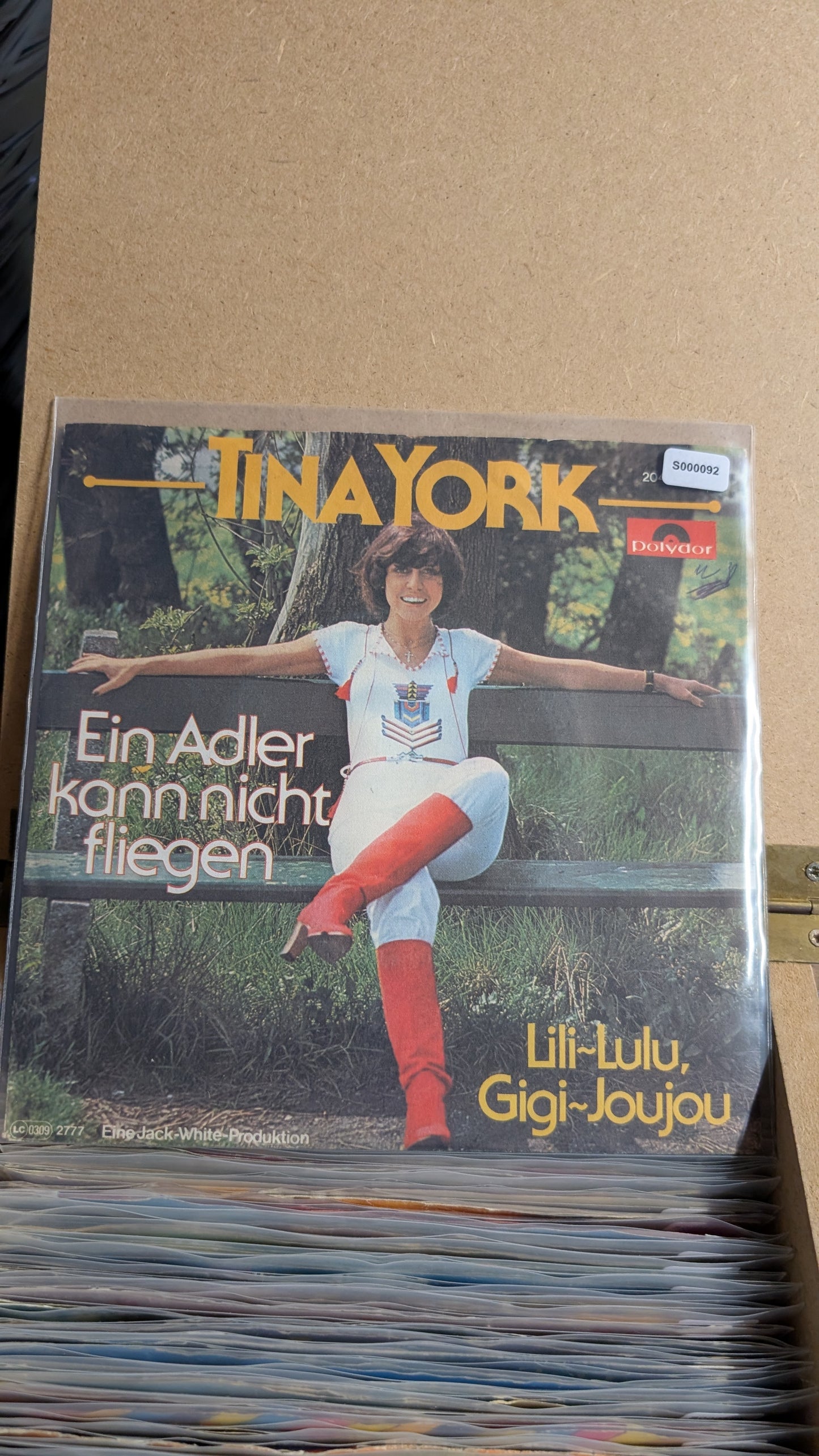 S000092 - Tina York - Eind Adler kann nicht fliegen / Lili-Lulu, Gigi-Joujou