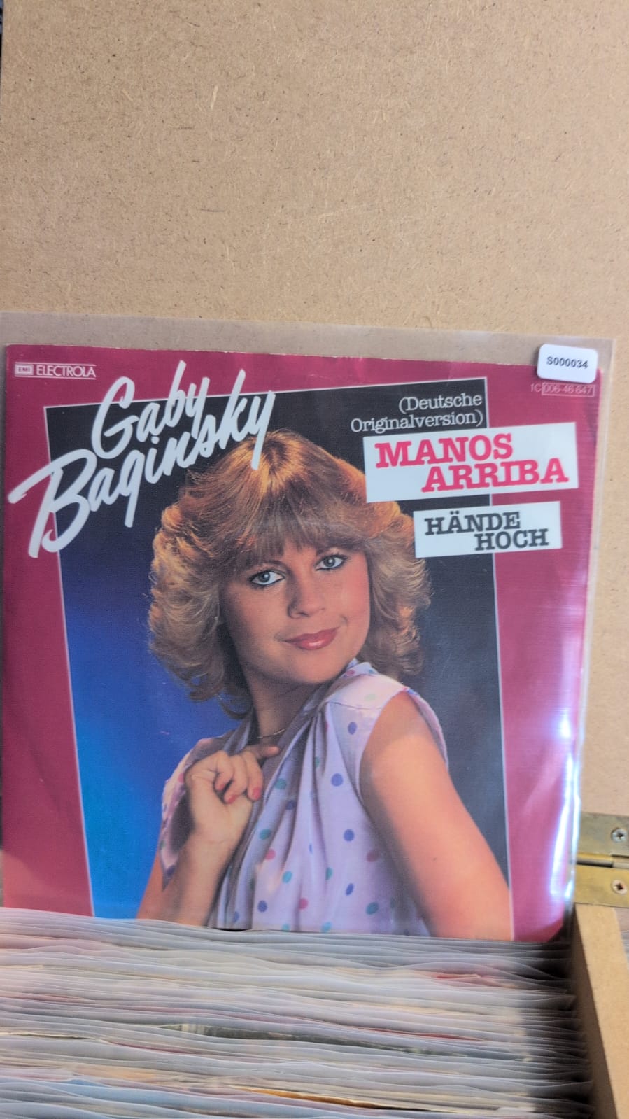 S000034 - Gaby Baginsky - Manos Arriba / Hände hoch