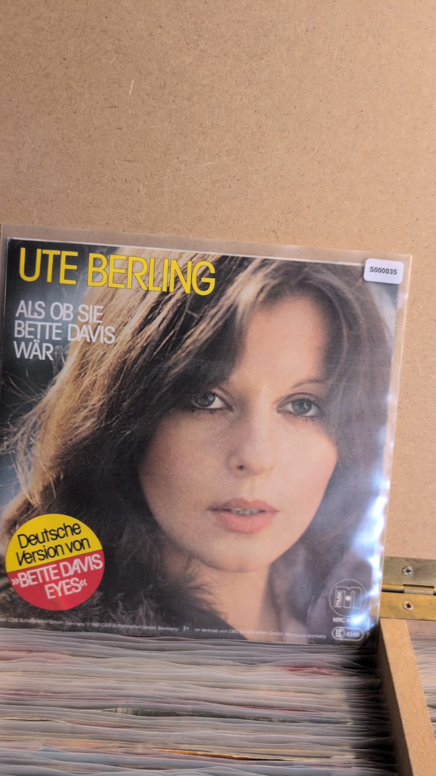 S000035 - Ute Berling - Als ob sie Bette Davis wär / Der Himmel macht zu