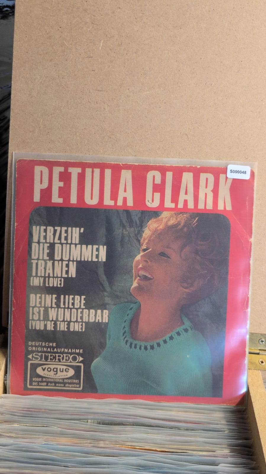 S000048 - Petula Clark - Verzeih'die dummen Tränen / Deine Liebe ist wunderbar