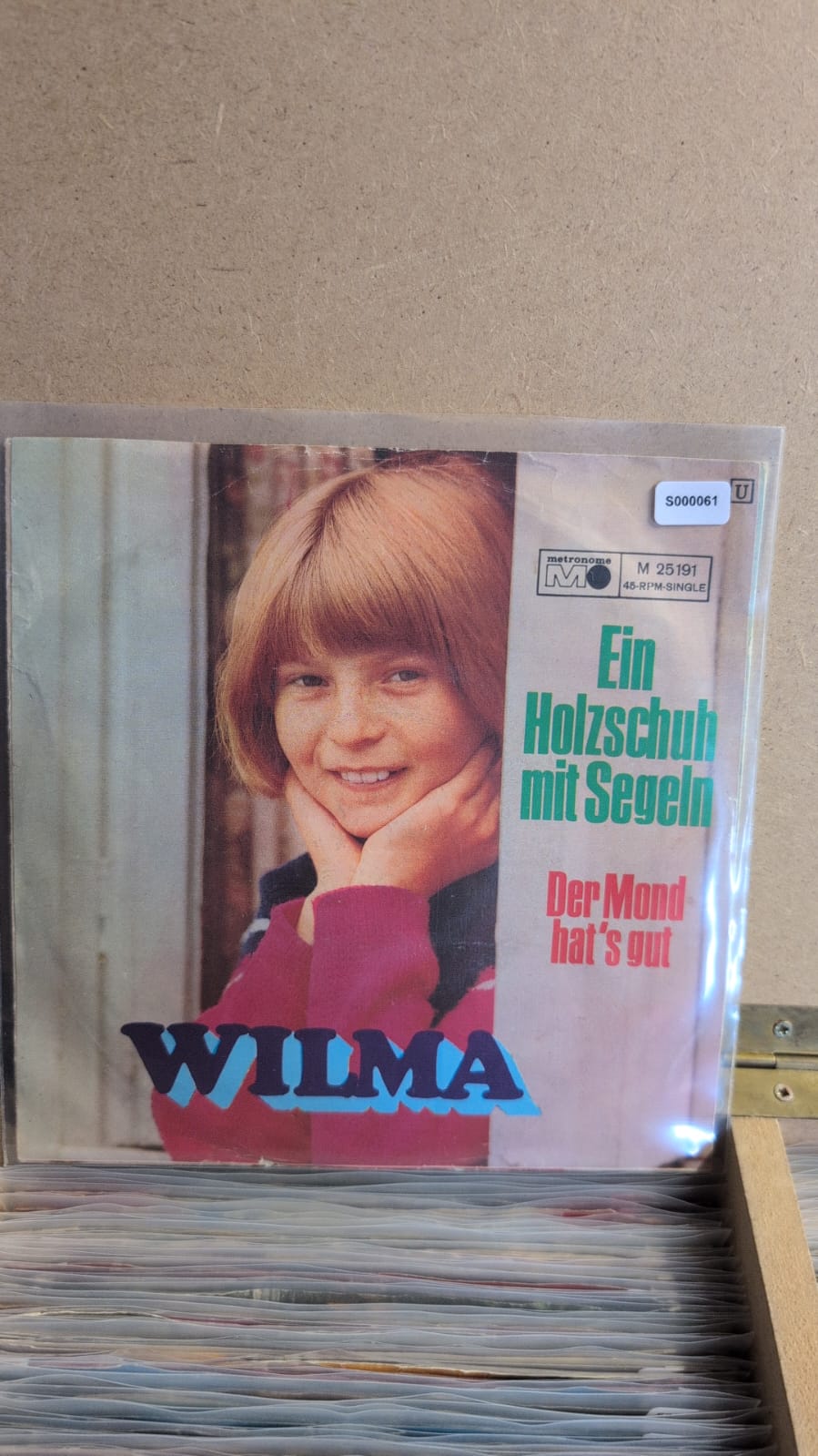 S000061 - Wilma - Der Mond hat's gut / Ein Holzschuh mit Segeln