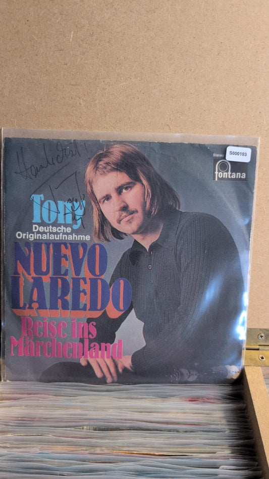S000103 - Tony - Nuevo Laredo / Reise ins Märchenland (summer auf trinidad)