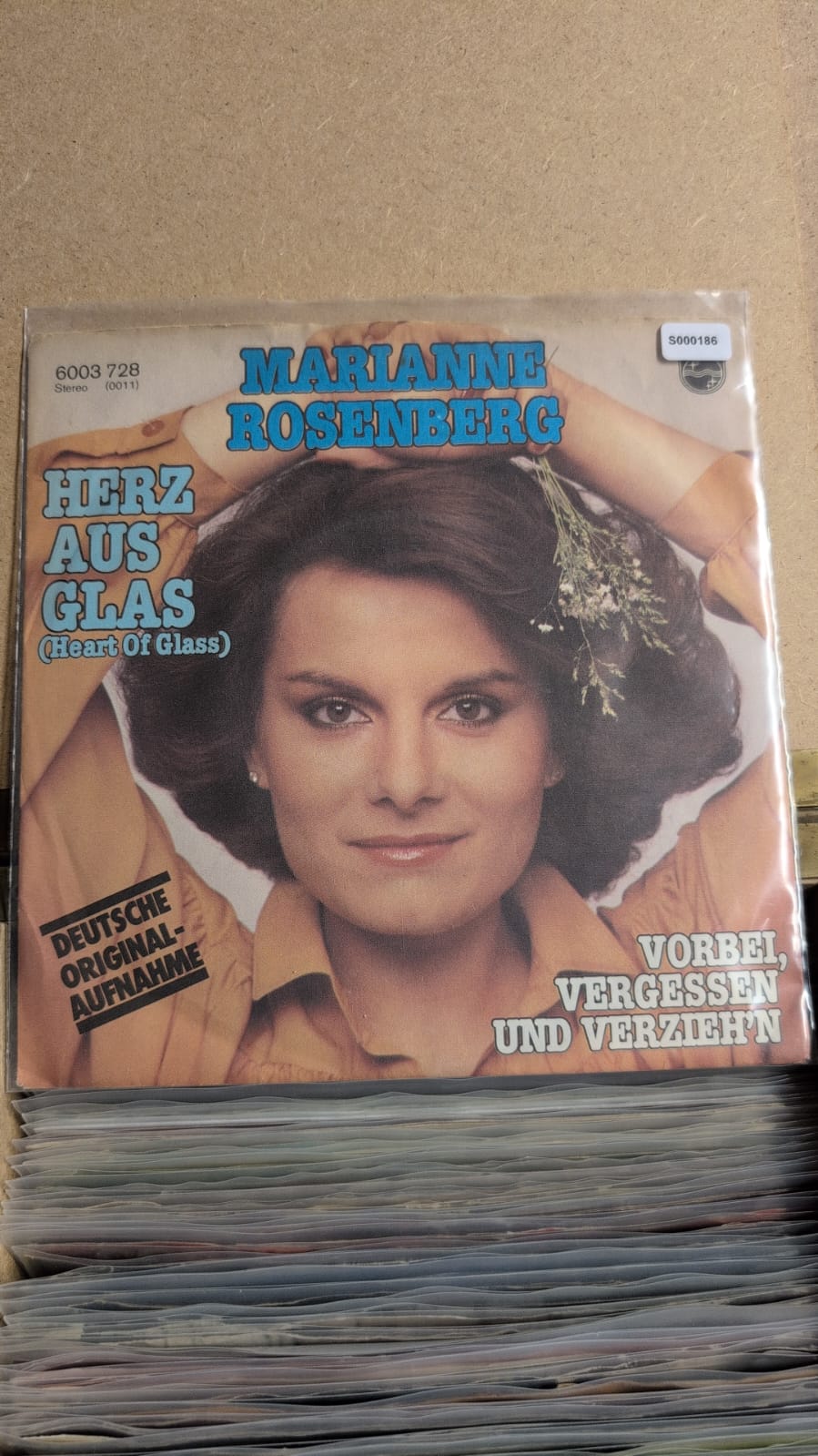 S000186 - Marianne Rosenberg - Herz aus Glas (Heart of glass) / Vorbei, vergessen und verzieh'n