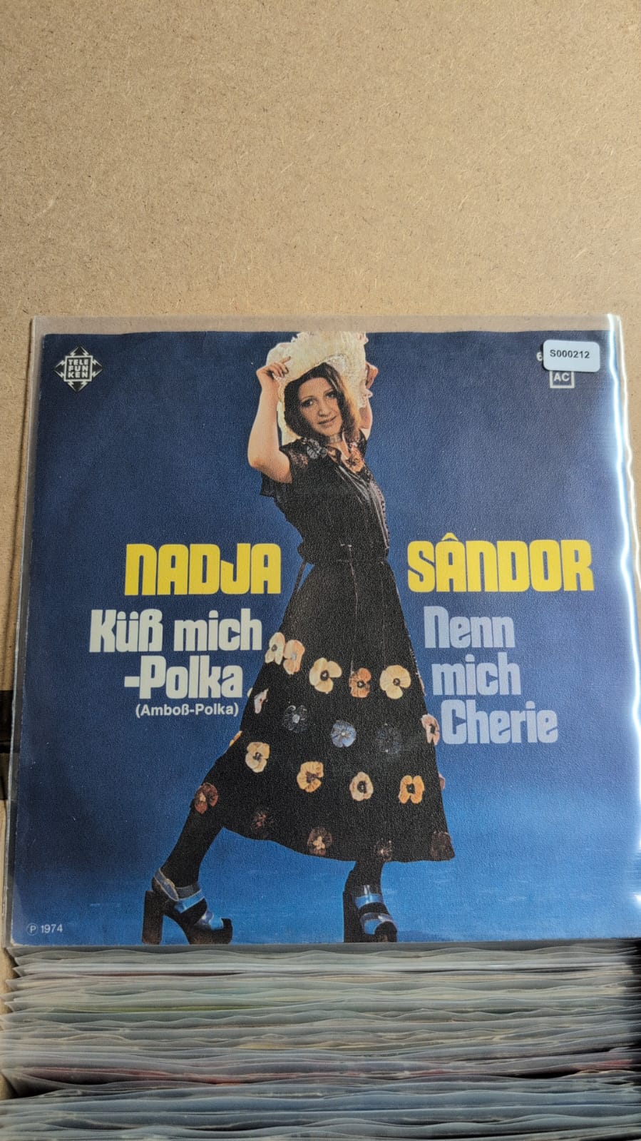 S000212 - Nadja Sandor - Küss mich-Polka (Amboss-Polka) / Nenn mich Cherie