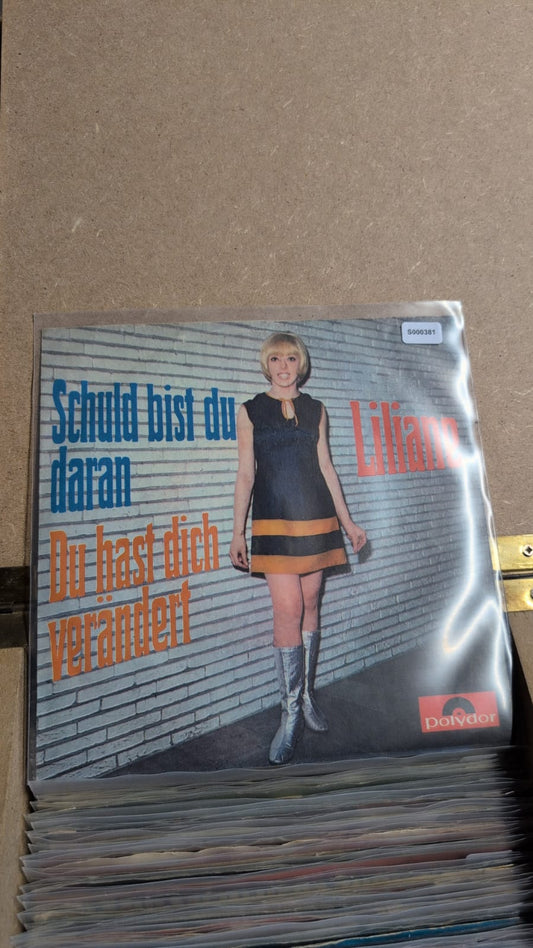 S000381 - Liliane - Schuld bist du daran / Du hast dich verändert