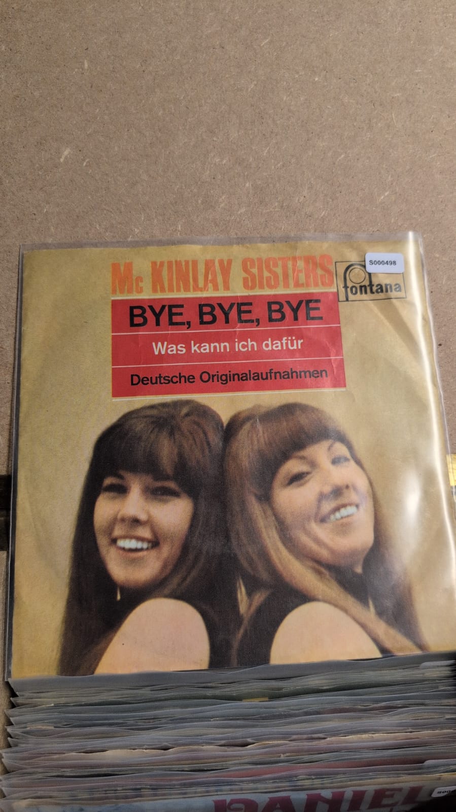 S000498 - McKinlay Sisters - Bye, bye, bye / Wass kann ich dafür