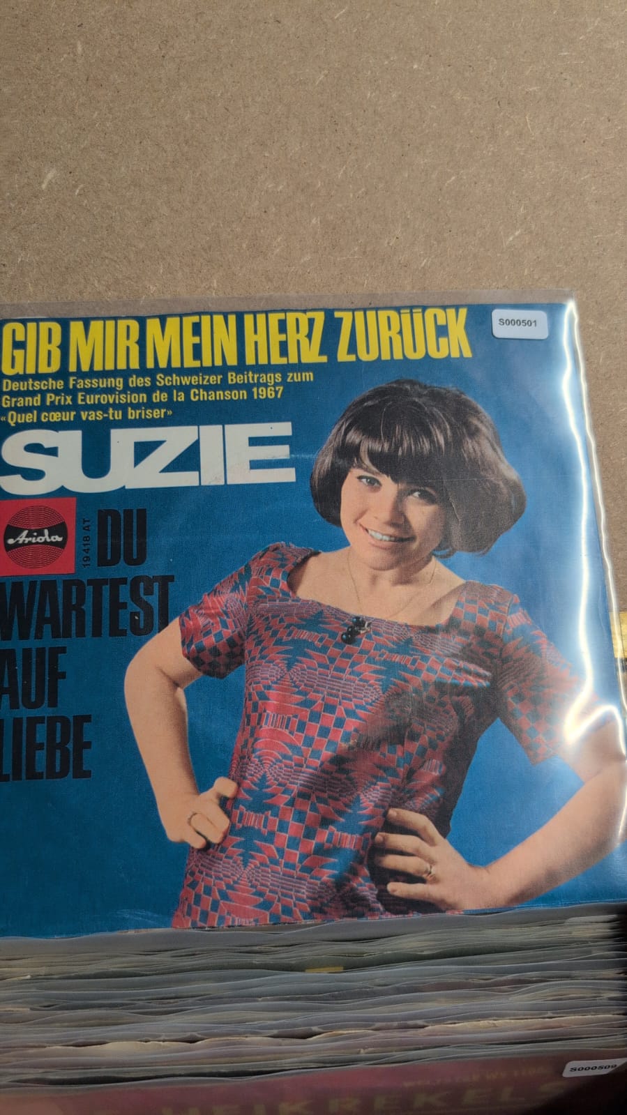 S000501 - Suzie - Gib mir mein Herz zurück / Du wartest auf Liebe (jij wacht op de liefde)
