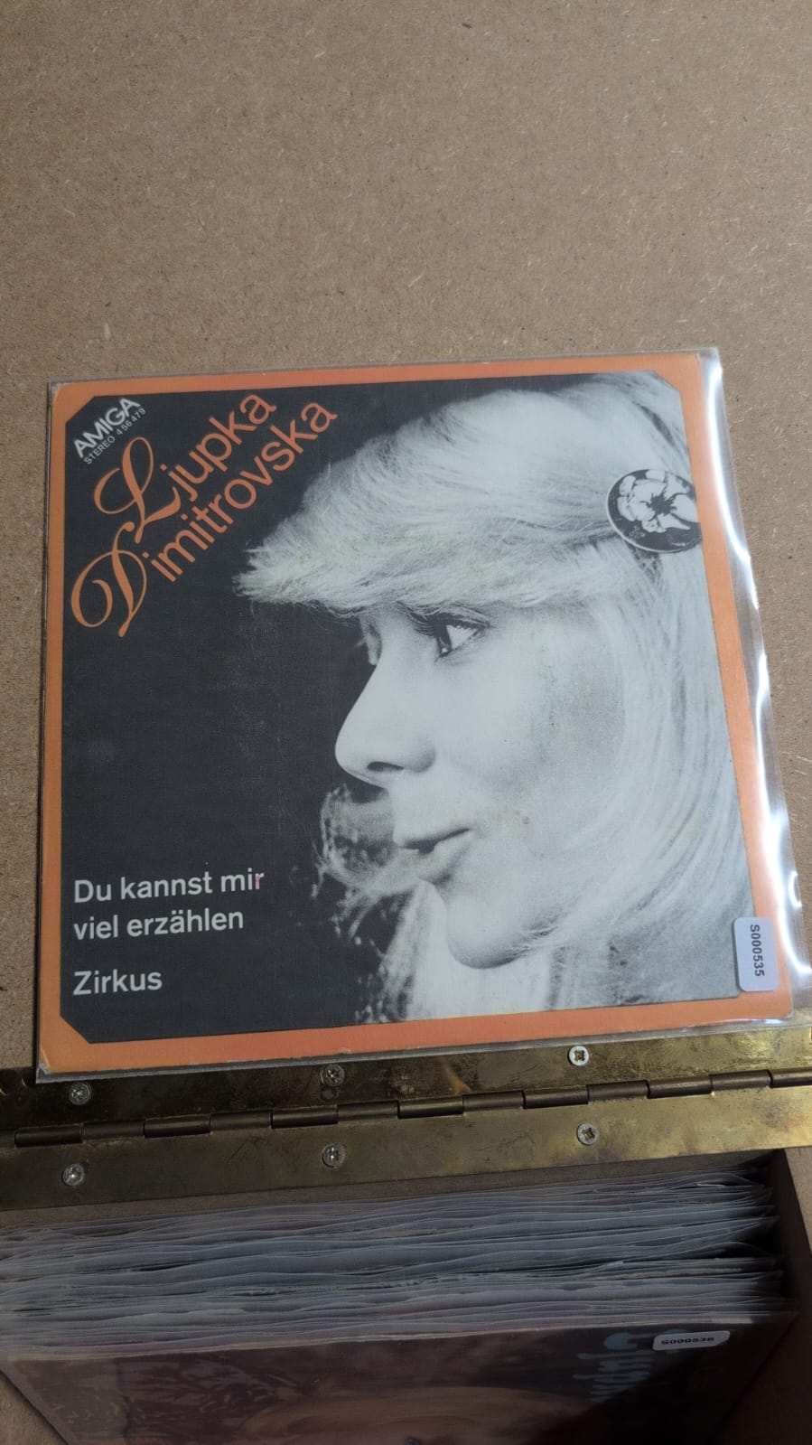 S000535 - Ljupka Dimitrovska - Du kannst mir viel erzählen (vert Mirjana) / Zirkus