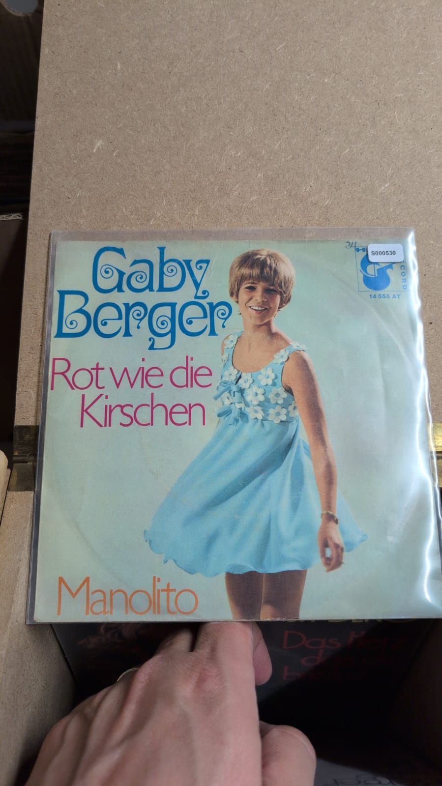 S000530 - Gaby Berger - Rot wie die Kirschen / Manolito