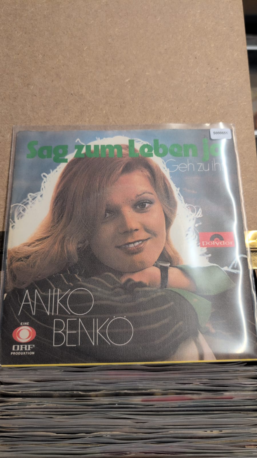S000651 - Aniko Benkö  - Sag zum Leben ja / Heh zu ihr