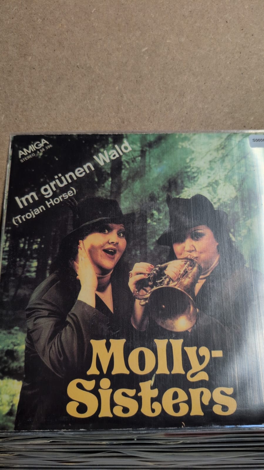 S000671 - Molly Sisters - Im grünen Wald / He, halo du bist ein Mann geworden