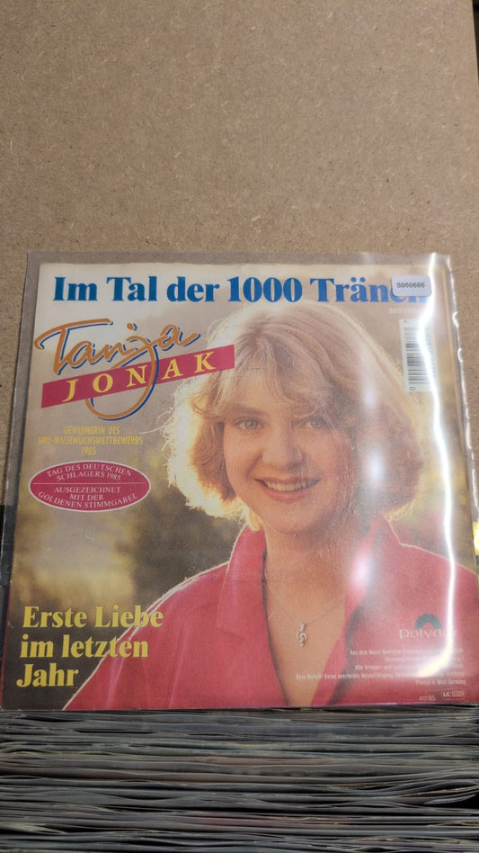 S000686 - Tanja Jonak - Im Tal der 1000 Tränen / Erste Liebe im letzten Jahr