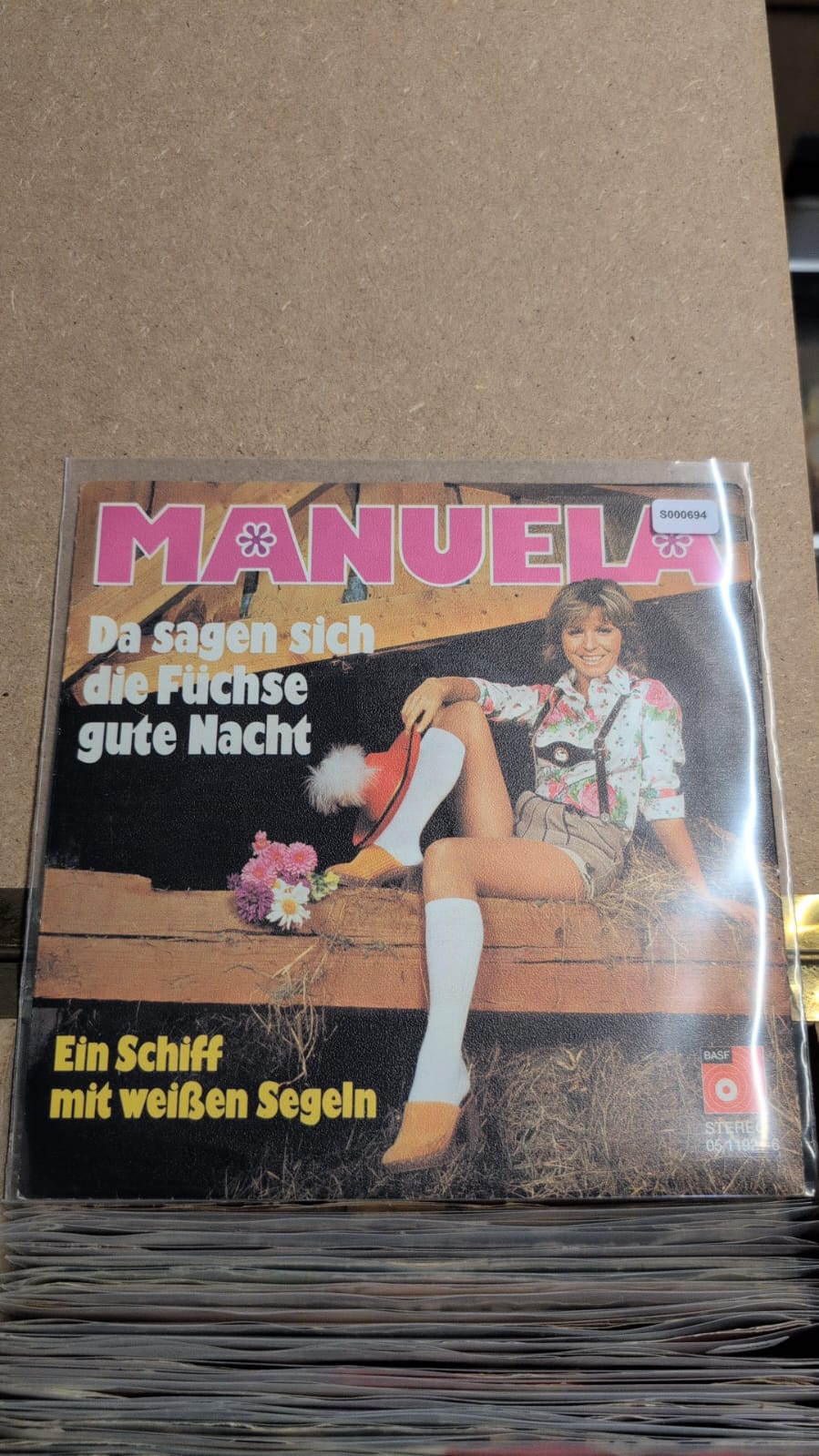 S000694 - Manuela - Da sagen sich die Füchse gute Nacht / Ein Schiff mit weissen Segeln