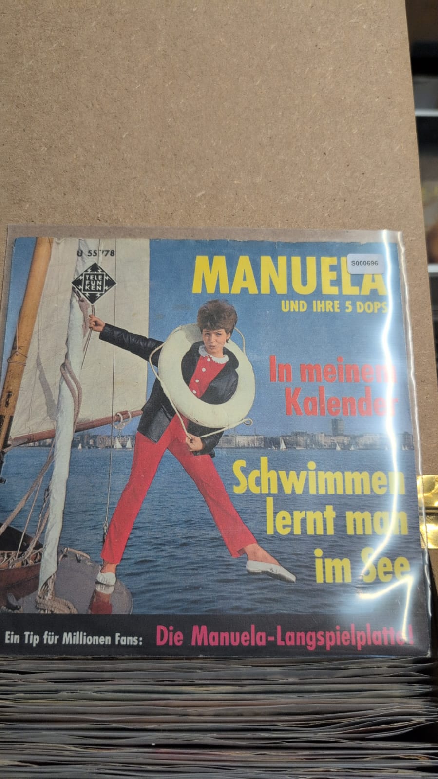 S000696 - Manuela und ihre 5 Dops - In meinem Kalender / Schwimmen lernt man im See
