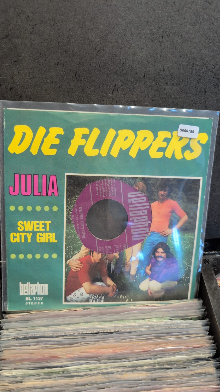 S000799 - Die Flippers - Julia / Sweet city Girl