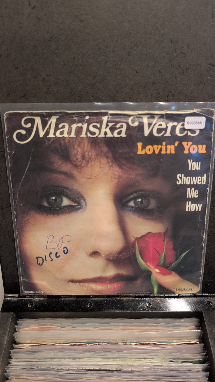 S000868 - Mariska Veres - Lovin' you / You showed me how