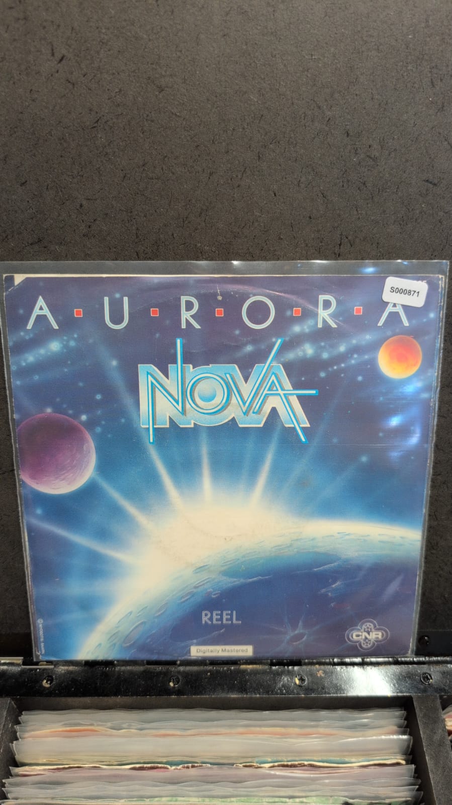 S000871 - Nova - Aurora / Reel