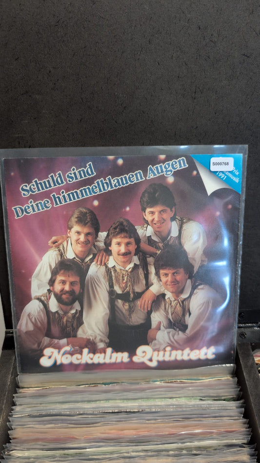 S000768 - Nockalm Quintett - Schuld sind deine Himmelblauen Augen / Geh niemals fort